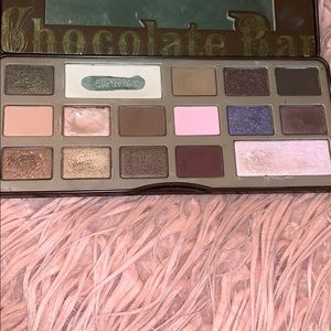 Too Faced Makeup - Too faced chocolate bar palette! Too Faced Makeup - Too faced chocolate bar palette!